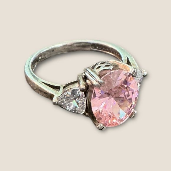Vintage Sterling Pink and Clear CZ Ring - Picture 4 of 7